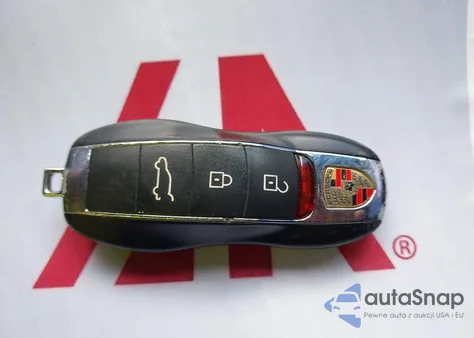 2019 Porsche Macan from USA, damaged, VIN WP1AA2A50KLB03961